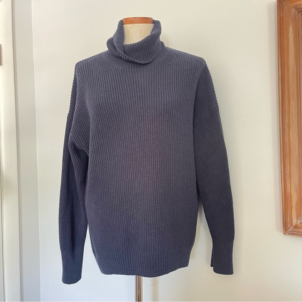 J. Crew Navy Blue ribbed turtleneck sweater cotton blend size Medium